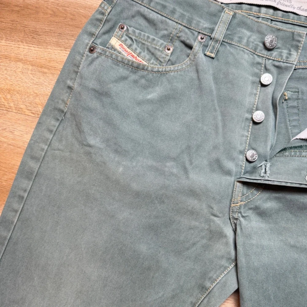 Diesel‎ Jeans Men 30x27 Sage Green Straight Leg Button Fly Made in Italy (Tag32)